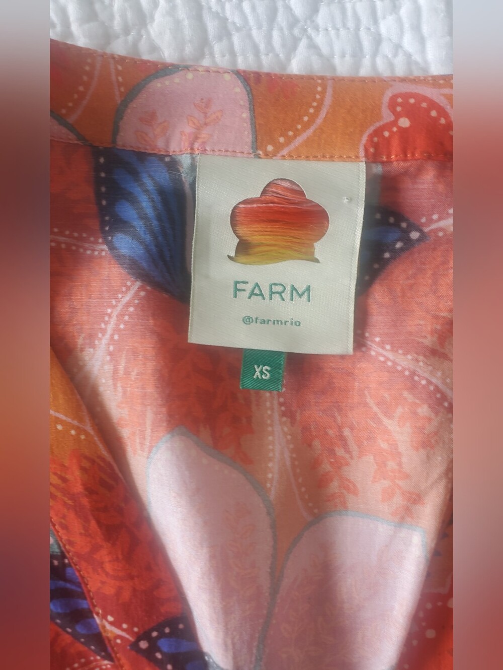 FARM Rio Marias Floral Plunge Neck Peplum Top - Picture 3 of 7